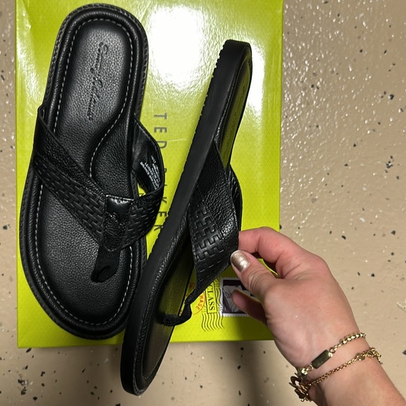 TOMMY BAHAMA “Anchors Ashore” Leather Black Men’s Sandals - Picture 10 of 11